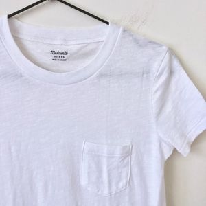 Madewell Tops - NWT Madewell pocket crew tee Madewell Tops - NWT Madewell pocket crew tee